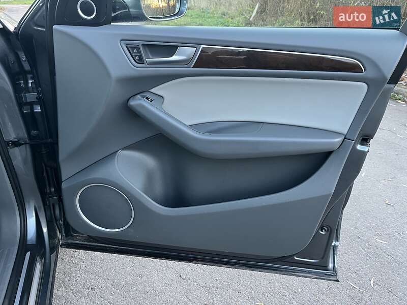 Внедорожник / Кроссовер Audi Q5 2015 в Дубно