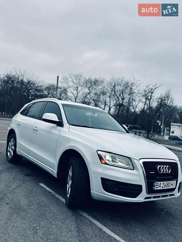 Внедорожник / Кроссовер Audi Q5 2012 в Николаеве