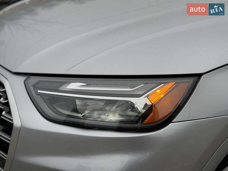 Внедорожник / Кроссовер Audi Q5 2022 в Тернополе