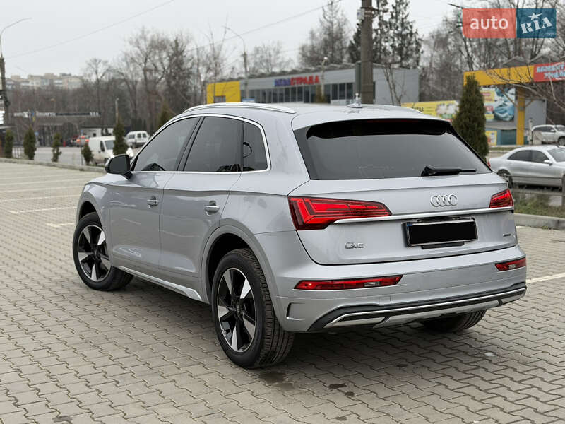 Внедорожник / Кроссовер Audi Q5 2022 в Тернополе