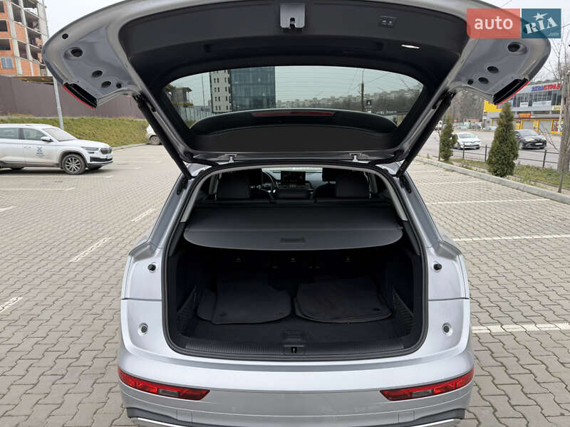 Внедорожник / Кроссовер Audi Q5 2022 в Тернополе