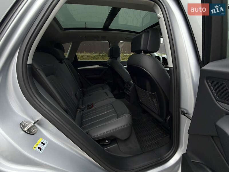 Внедорожник / Кроссовер Audi Q5 2022 в Тернополе