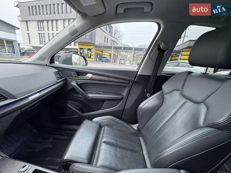 Внедорожник / Кроссовер Audi Q5 2018 в Львове фото 35 Внедорожник / Кроссовер Audi Q5 2018 в Львове