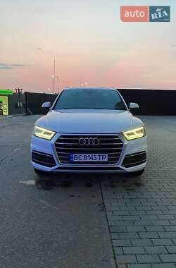 Внедорожник / Кроссовер Audi Q5 2017 в Калуше