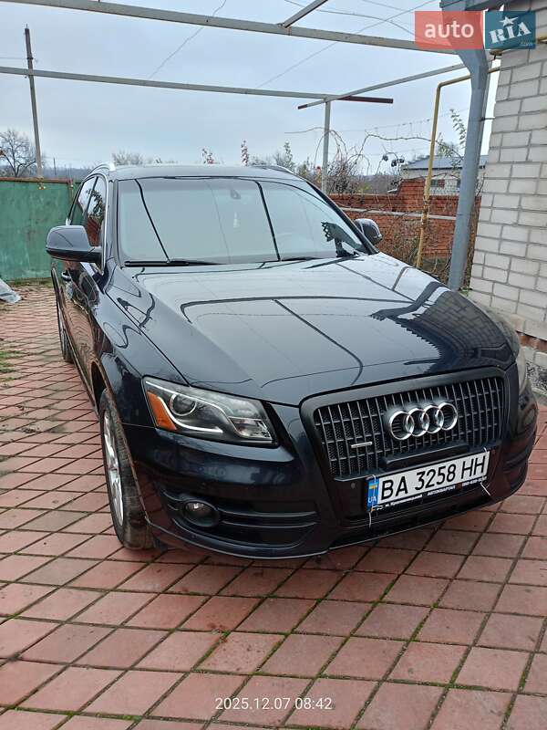 Внедорожник / Кроссовер Audi Q5 2011 в Кропивницком