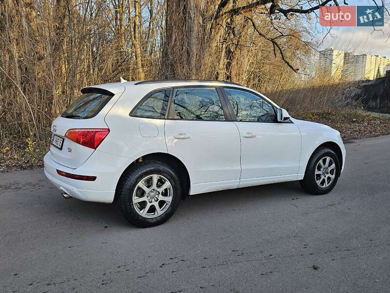 Внедорожник / Кроссовер Audi Q5 2010 в Киеве фото 6 Внедорожник / Кроссовер Audi Q5 2010 в Киеве