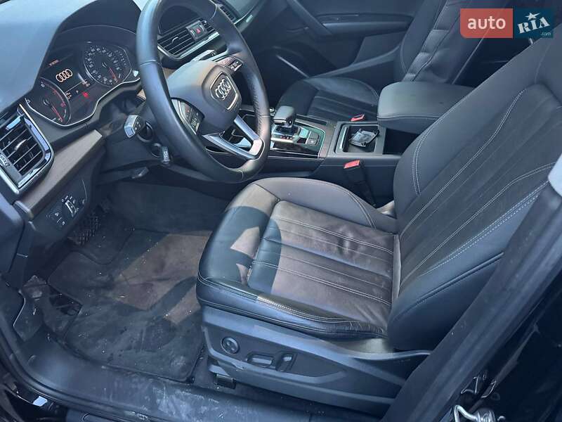 Внедорожник / Кроссовер Audi Q5 2020 в Львове фото 13 Внедорожник / Кроссовер Audi Q5 2020 в Львове