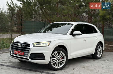 Внедорожник / Кроссовер Audi Q5 2018 в Луцке