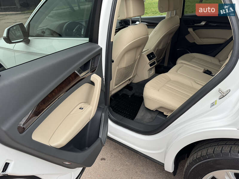 Внедорожник / Кроссовер Audi Q5 2019 в Житомире фото 13 Внедорожник / Кроссовер Audi Q5 2019 в Житомире