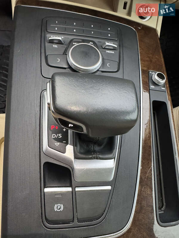 Внедорожник / Кроссовер Audi Q5 2019 в Житомире фото 19 Внедорожник / Кроссовер Audi Q5 2019 в Житомире
