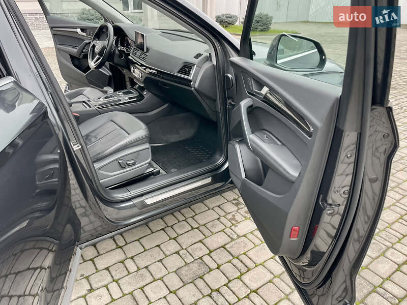 Внедорожник / Кроссовер Audi Q5 2019 в Черновцах фото 32 Внедорожник / Кроссовер Audi Q5 2019 в Черновцах