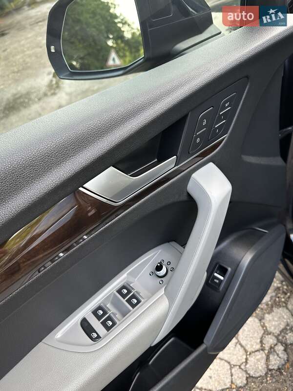 Внедорожник / Кроссовер Audi Q5 2018 в Львове фото 48 Внедорожник / Кроссовер Audi Q5 2018 в Львове