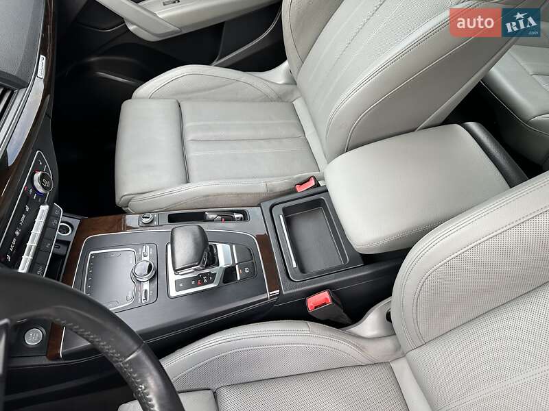 Внедорожник / Кроссовер Audi Q5 2018 в Львове фото 13 Внедорожник / Кроссовер Audi Q5 2018 в Львове