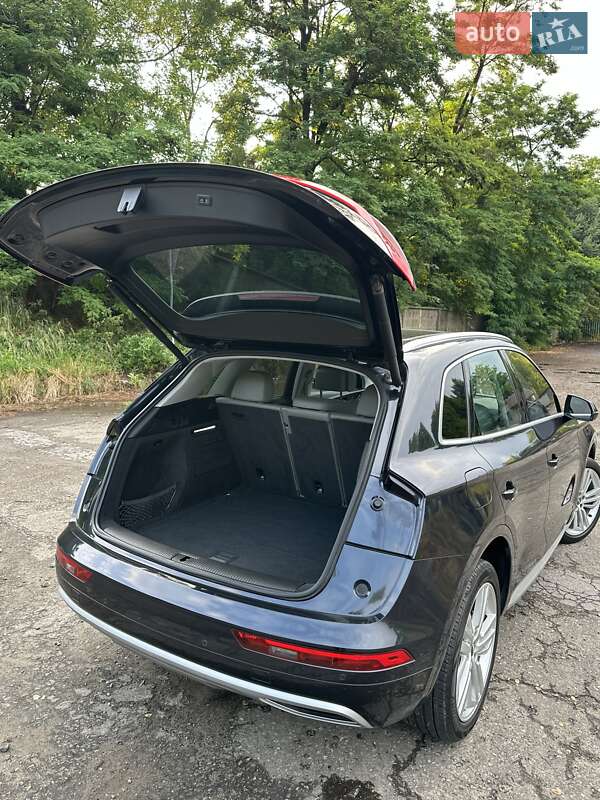 Внедорожник / Кроссовер Audi Q5 2018 в Львове фото 73 Внедорожник / Кроссовер Audi Q5 2018 в Львове