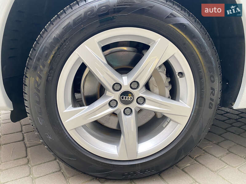 Внедорожник / Кроссовер Audi Q5 2024 в Киеве фото 12 Внедорожник / Кроссовер Audi Q5 2024 в Киеве