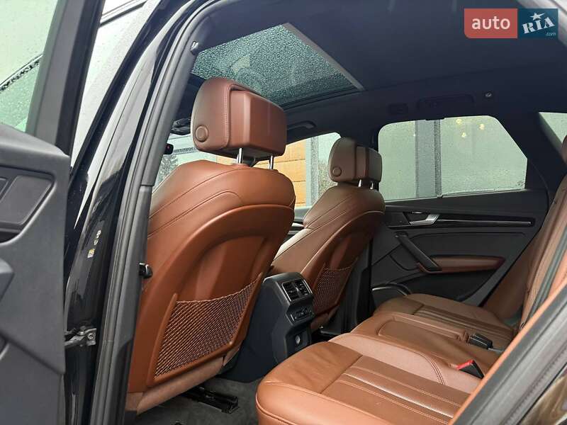 Внедорожник / Кроссовер Audi Q5 2018 в Ровно