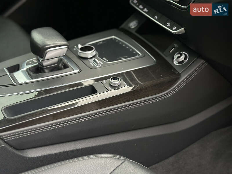 Внедорожник / Кроссовер Audi Q5 2020 в Виннице фото 20 Внедорожник / Кроссовер Audi Q5 2020 в Виннице