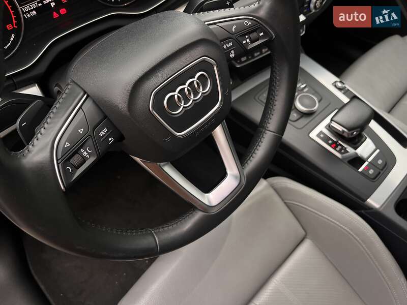 Внедорожник / Кроссовер Audi Q5 2017 в Житомире