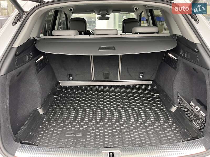 Внедорожник / Кроссовер Audi Q5 2017 в Житомире