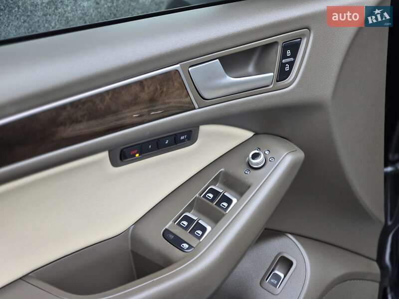 Внедорожник / Кроссовер Audi Q5 2012 в Харькове