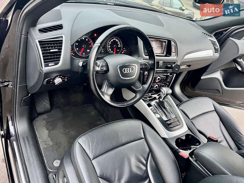 Внедорожник / Кроссовер Audi Q5 2014 в Киеве