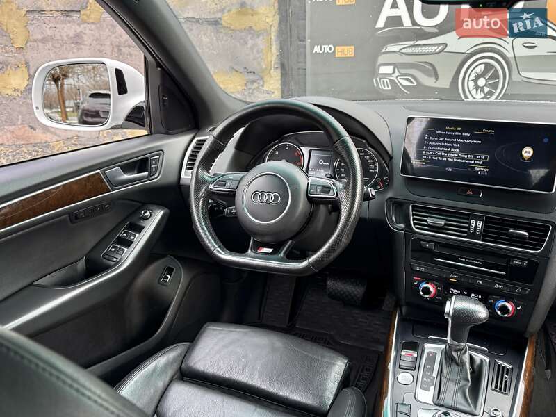 Внедорожник / Кроссовер Audi Q5 2015 в Харькове