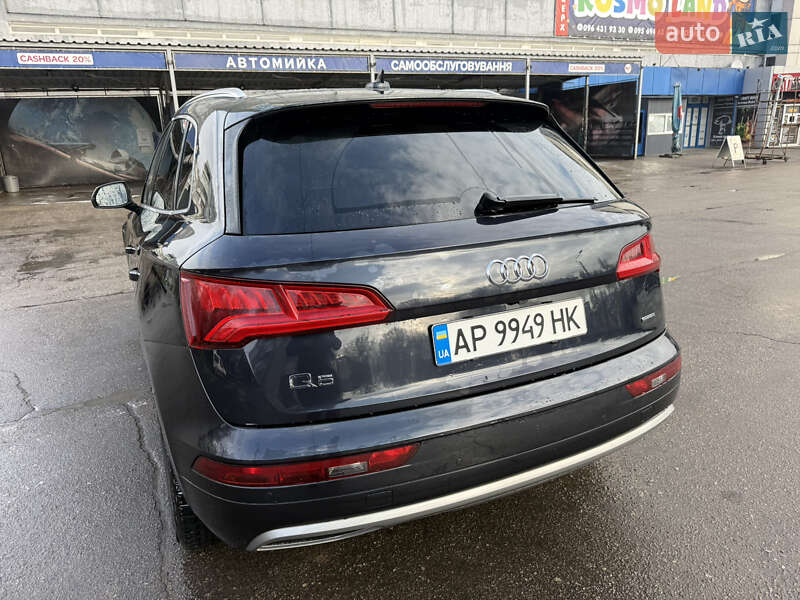 Внедорожник / Кроссовер Audi Q5 2019 в Запорожье