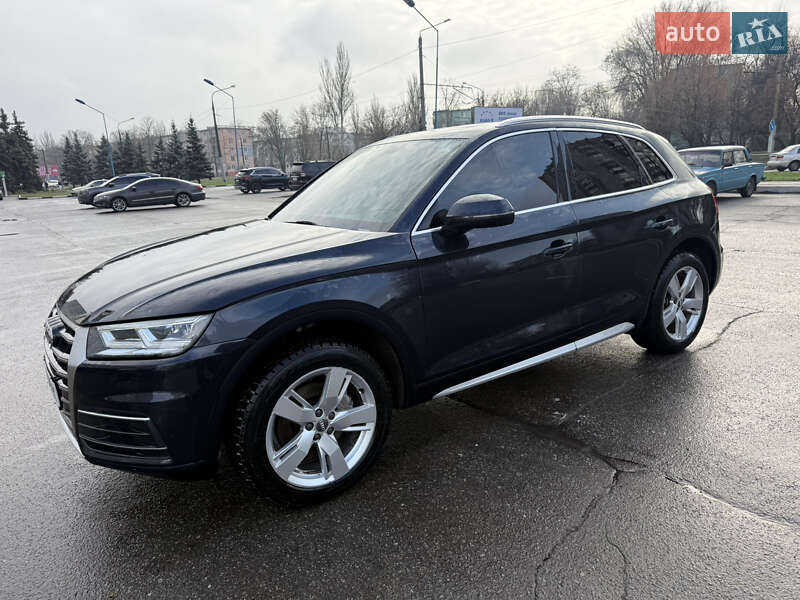 Внедорожник / Кроссовер Audi Q5 2019 в Запорожье