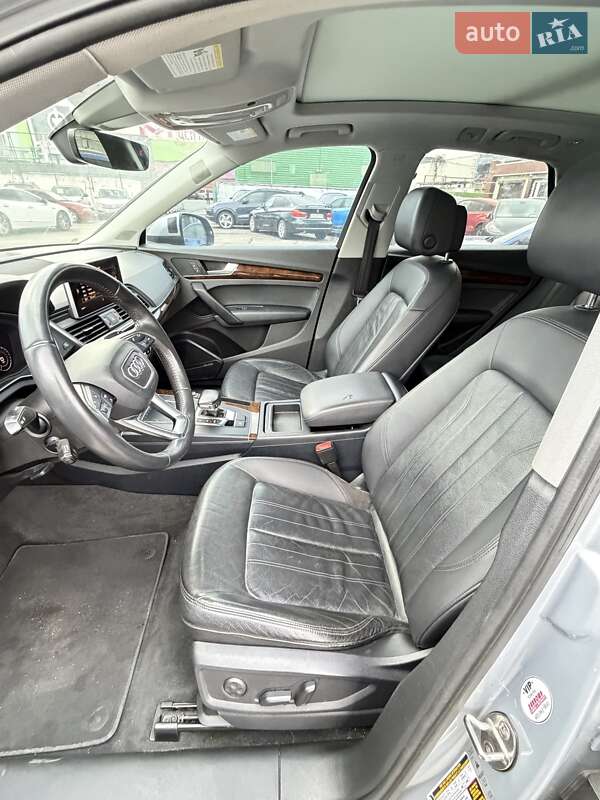 Внедорожник / Кроссовер Audi Q5 2018 в Киеве