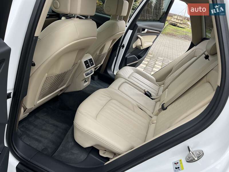 Внедорожник / Кроссовер Audi Q5 2018 в Стрые