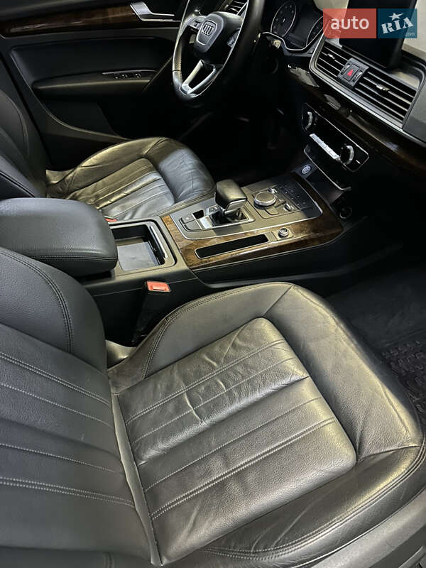 Внедорожник / Кроссовер Audi Q5 2018 в Луцке фото 27 Внедорожник / Кроссовер Audi Q5 2018 в Луцке