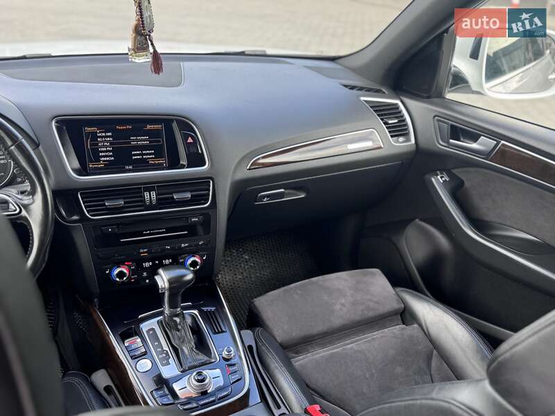 Внедорожник / Кроссовер Audi Q5 2016 в Виннице