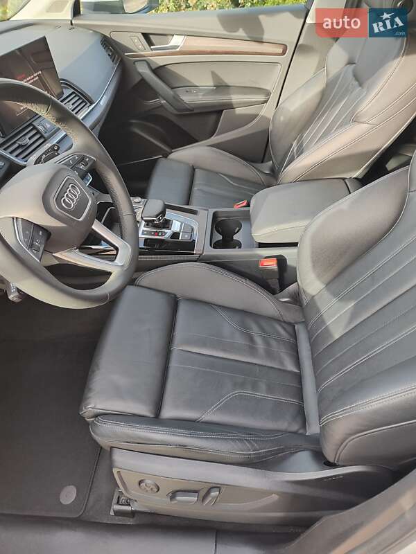 Внедорожник / Кроссовер Audi Q5 2023 в Запорожье фото 18 Внедорожник / Кроссовер Audi Q5 2023 в Запорожье