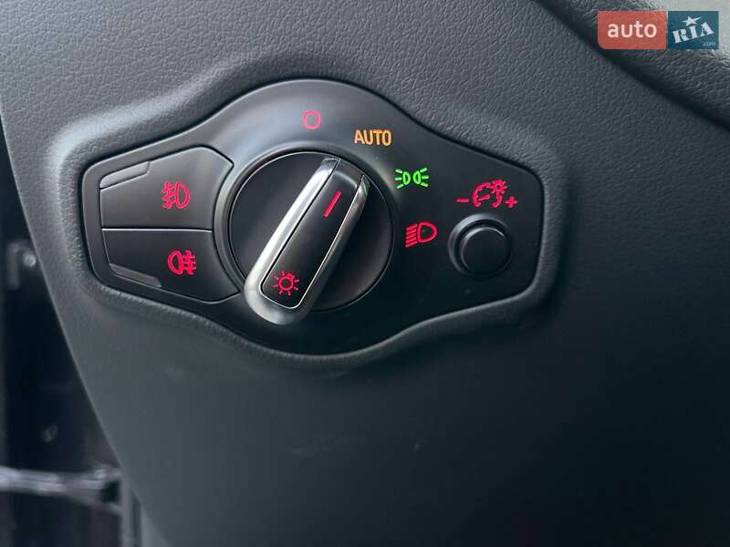 Внедорожник / Кроссовер Audi Q5 2014 в Киеве