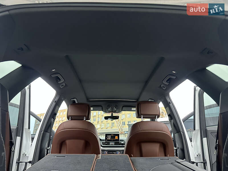 Внедорожник / Кроссовер Audi Q5 2017 в Киеве