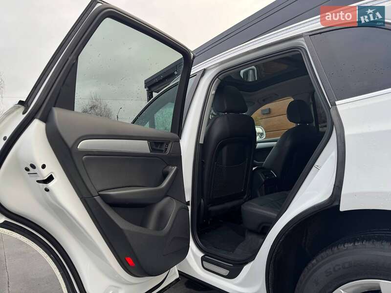 Внедорожник / Кроссовер Audi Q5 2015 в Ровно фото 44 Внедорожник / Кроссовер Audi Q5 2015 в Ровно