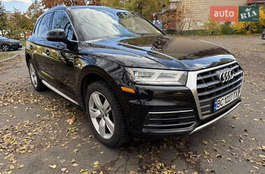 Позашляховик / Кросовер Audi Q5 2017 в Києві