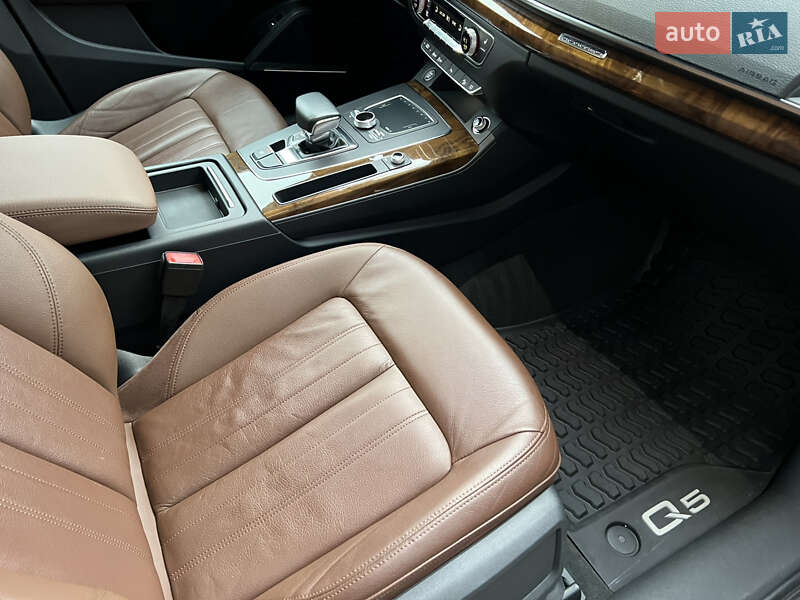 Внедорожник / Кроссовер Audi Q5 2018 в Львове