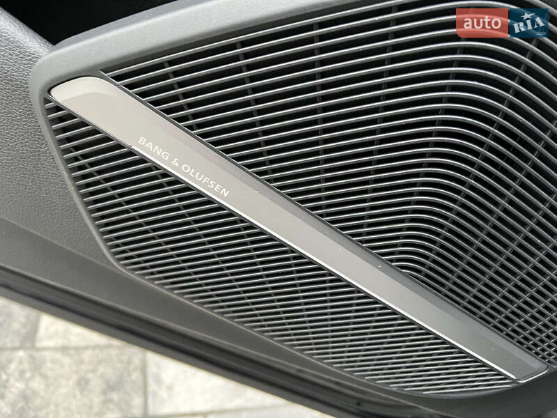 Внедорожник / Кроссовер Audi Q5 2018 в Львове