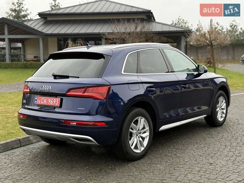 Внедорожник / Кроссовер Audi Q5 2020 в Львове фото 32 Внедорожник / Кроссовер Audi Q5 2020 в Львове