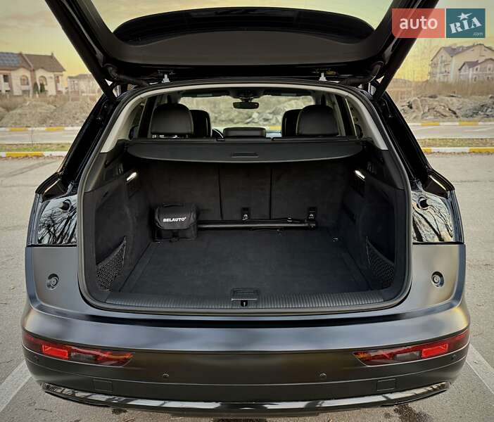 Внедорожник / Кроссовер Audi Q5 2017 в Киеве фото 36 Внедорожник / Кроссовер Audi Q5 2017 в Киеве