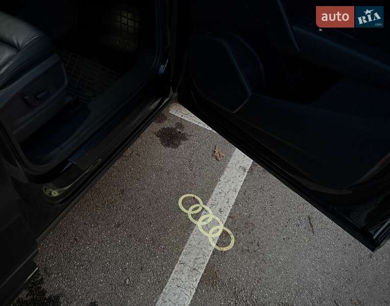 Внедорожник / Кроссовер Audi Q5 2017 в Киеве фото 40 Внедорожник / Кроссовер Audi Q5 2017 в Киеве