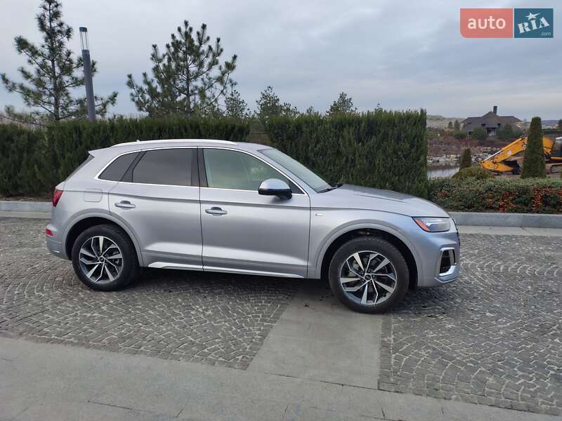 Внедорожник / Кроссовер Audi Q5 2023 в Днепре