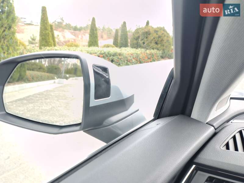 Внедорожник / Кроссовер Audi Q5 2023 в Днепре