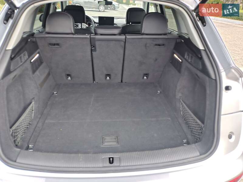 Внедорожник / Кроссовер Audi Q5 2023 в Днепре