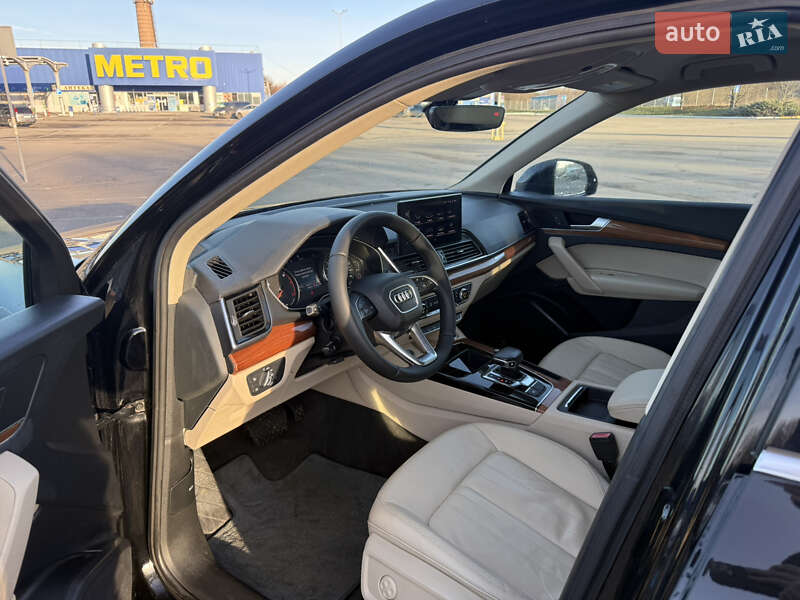 Внедорожник / Кроссовер Audi Q5 2020 в Львове