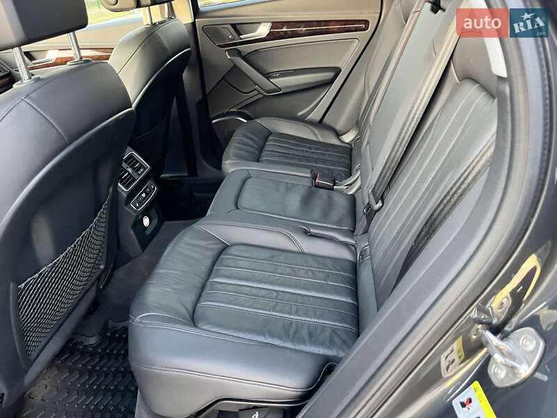 Внедорожник / Кроссовер Audi Q5 2017 в Василькове