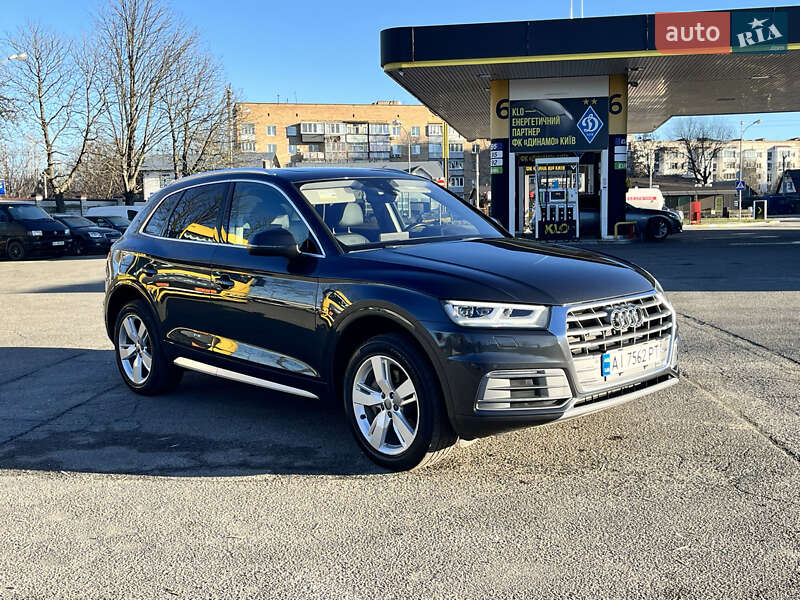 Внедорожник / Кроссовер Audi Q5 2017 в Василькове