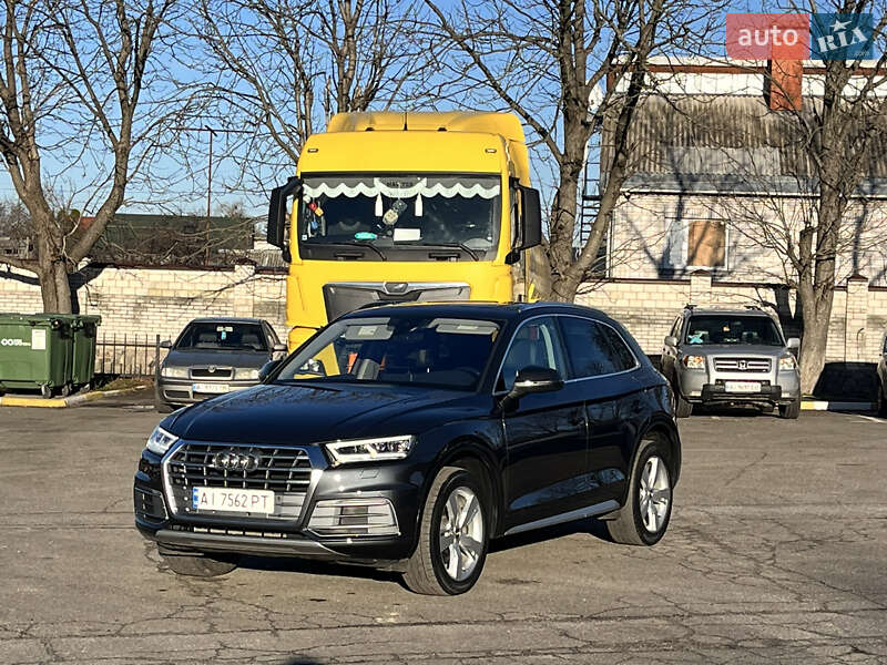 Внедорожник / Кроссовер Audi Q5 2017 в Василькове