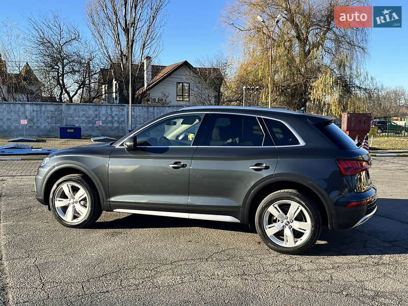 Внедорожник / Кроссовер Audi Q5 2017 в Василькове